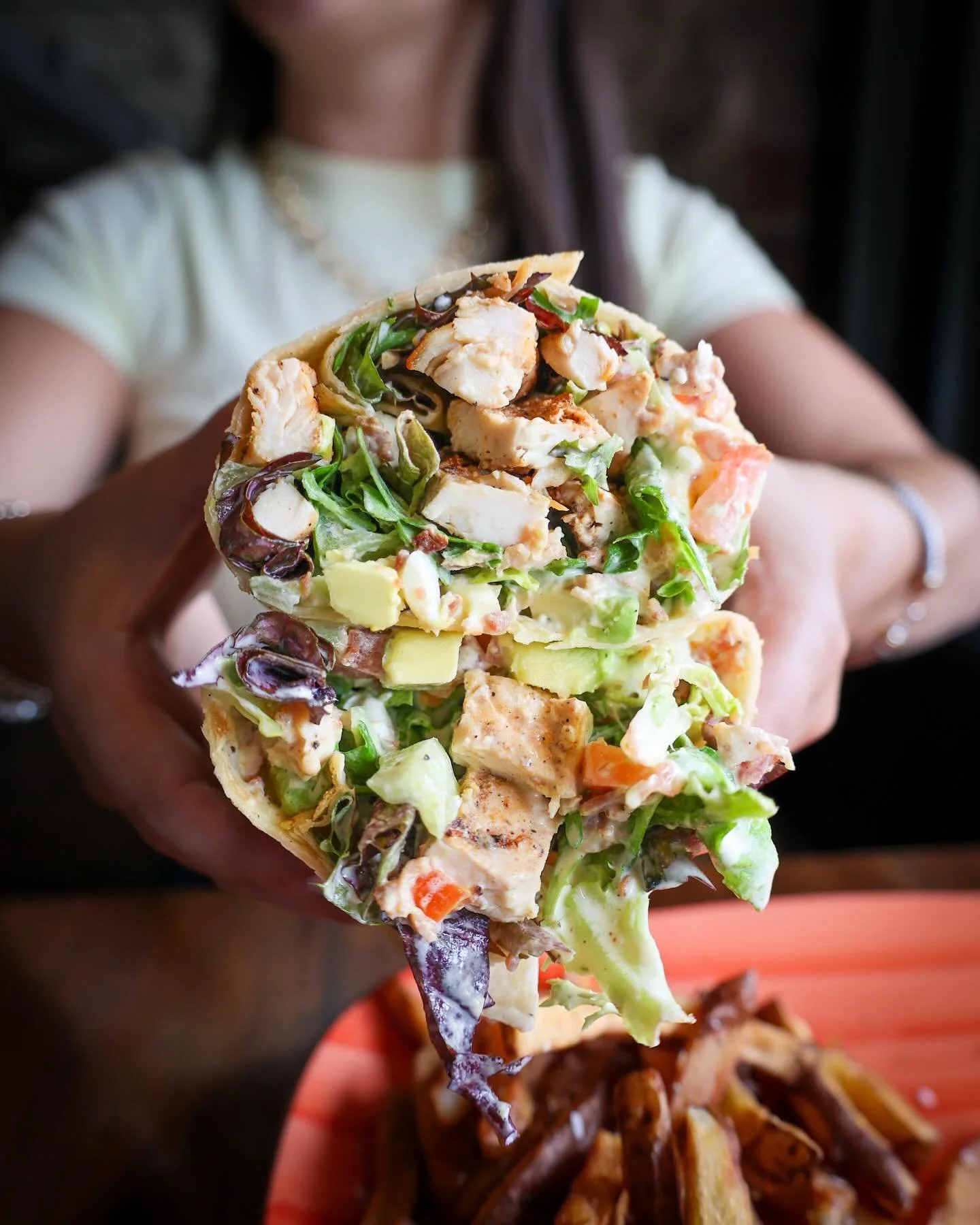 Lunch plans?

Our salads are stacked with fresh ingredients, and if you&rsquo;d rather have it handheld, just ask for it as a wrap.

Quick, easy, and made fresh when you order.

Join us at Strawberry Alley Ale Works this week and build your perfect b