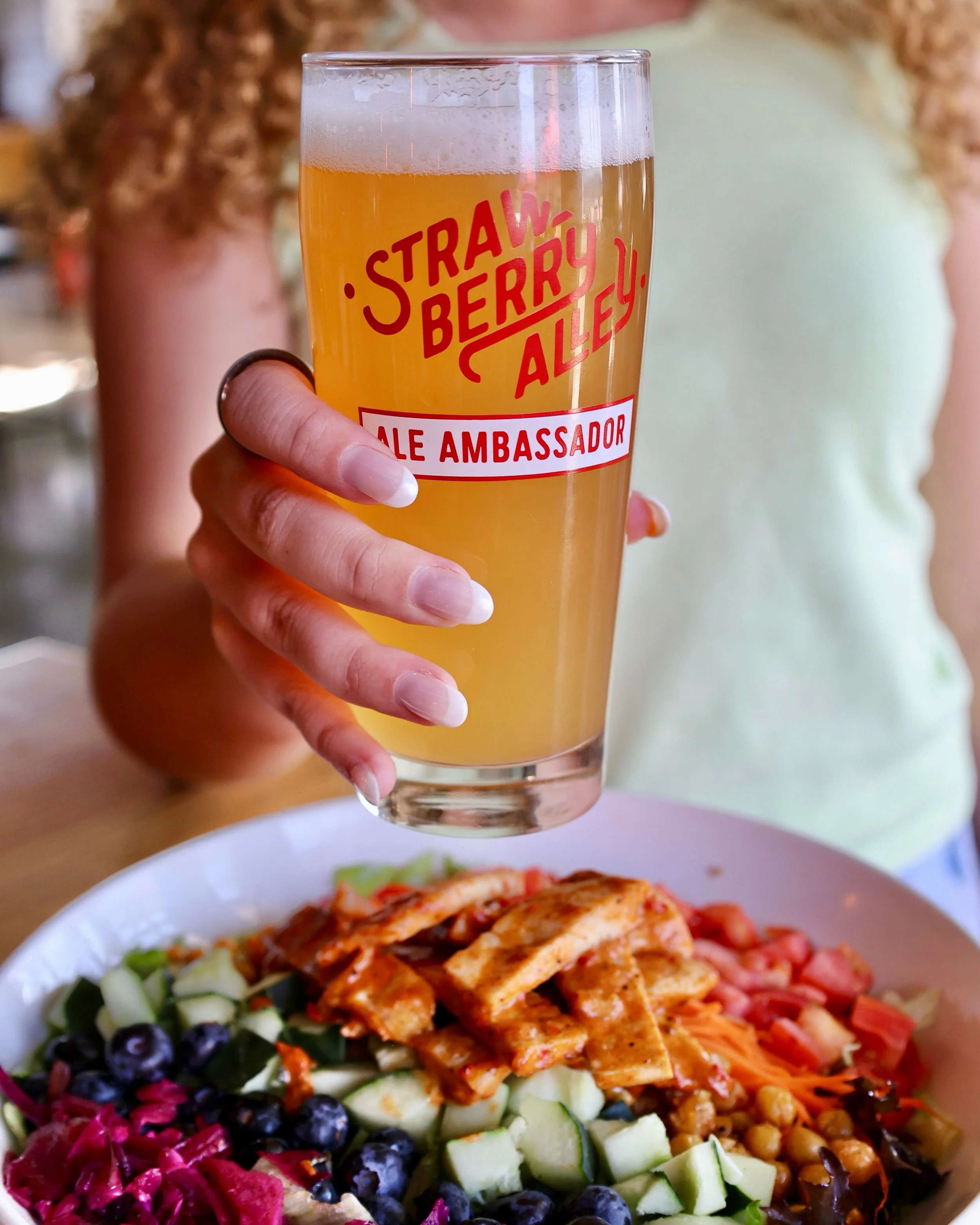 NEW NEW NEW !!! Our Seasonal Menu is here. It&rsquo;s time to say hello to your new favorites. 😏

- Jalap&eacute;no Poppers
- Rainbow Salad with Grilled Chicken
- Tomato &amp; Chickpea Bisque with Pork Belly BLT
- Slider Sampler Platter (Cheeseburge
