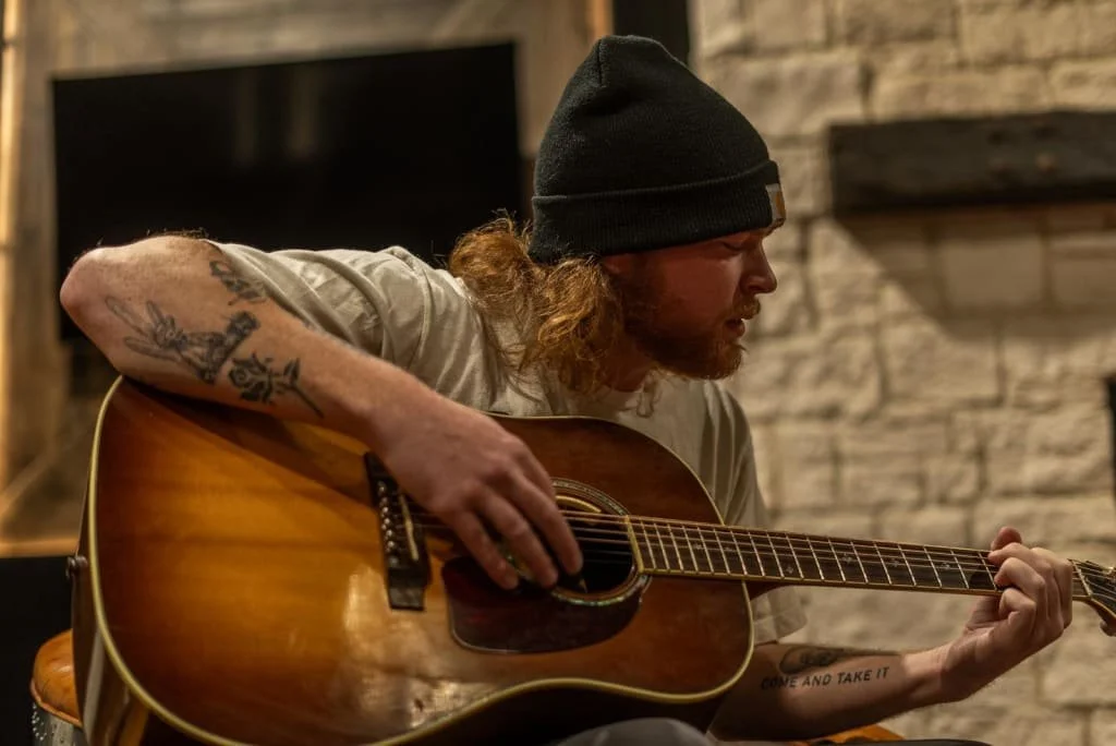 Rhett Embry with special guest B3