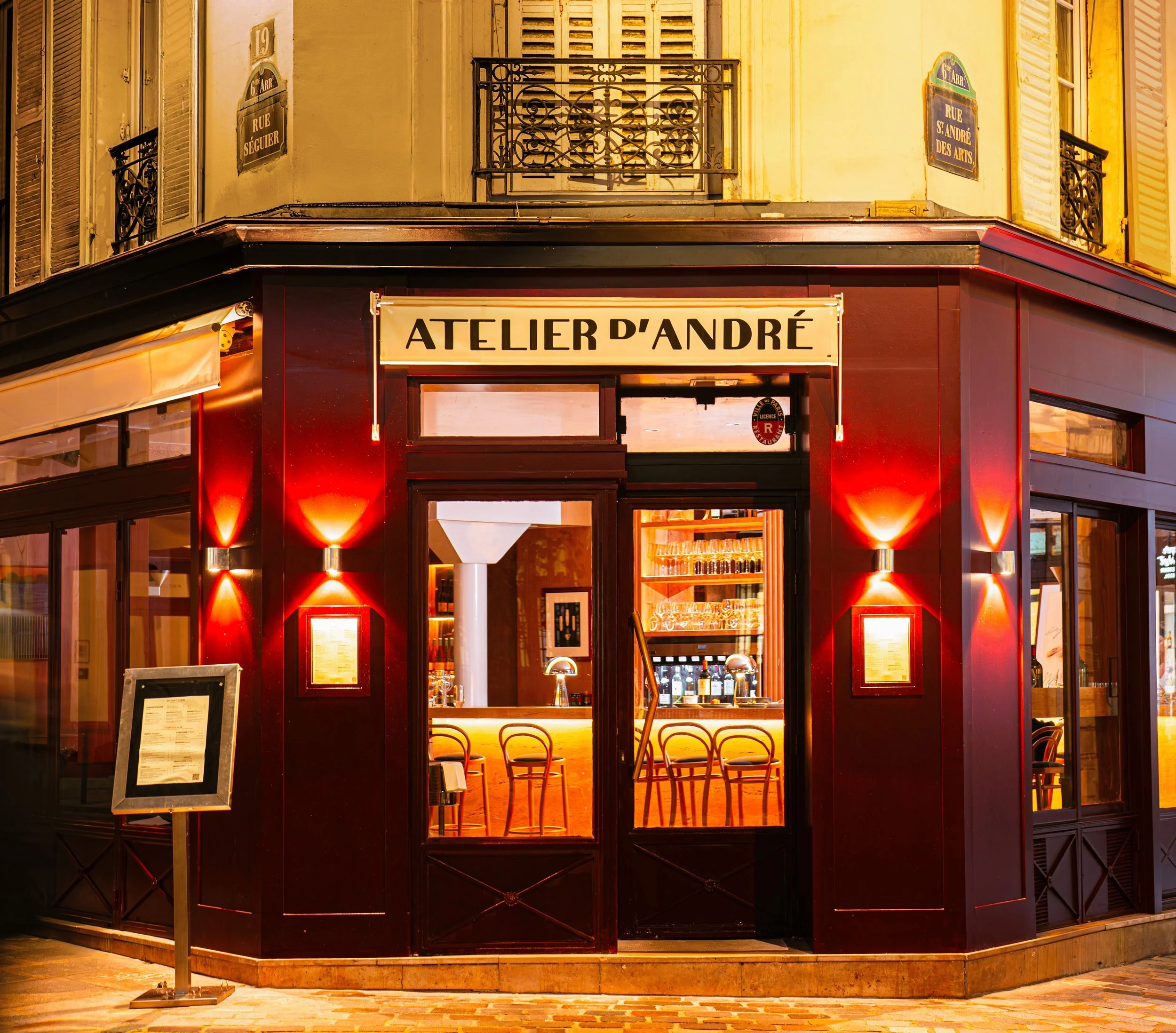 Dîner de fin d'année à Saint-Germain-des-Prés : la cave comme point de départ