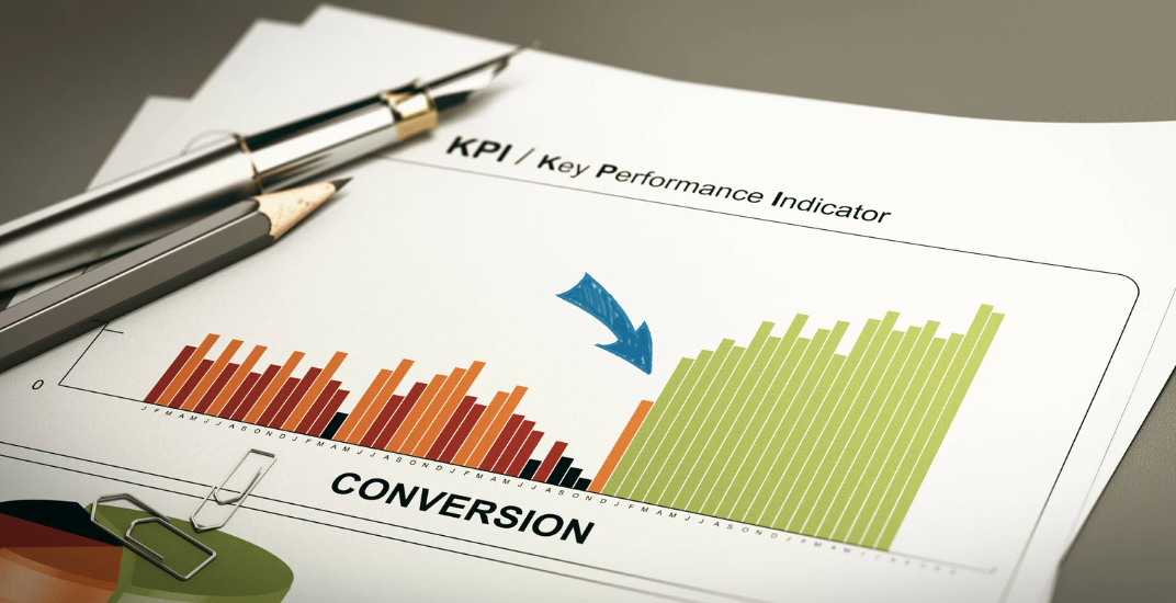 Chat and a pencil showing conversions on a website