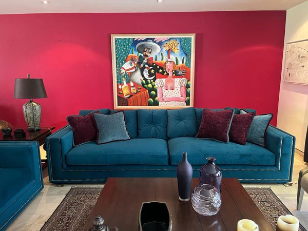 Sillon tapizado por JB en terciopelo azul