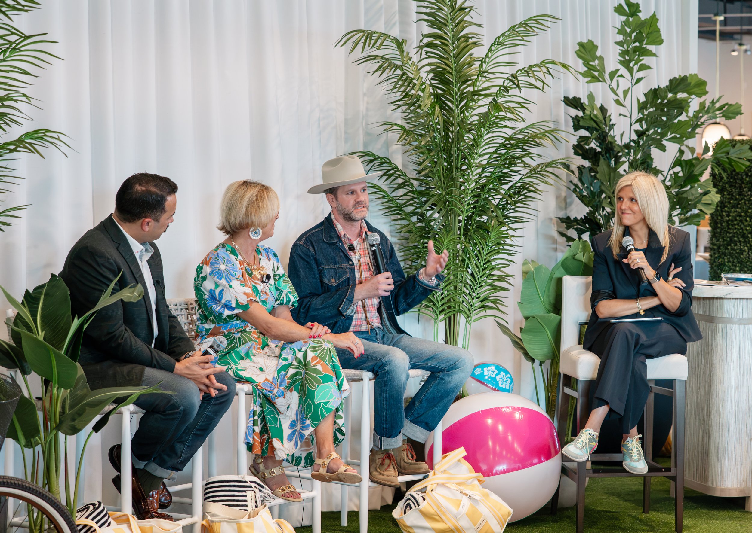 Jocelyn Chiappone of Digs Design Company, House Beautiful Editor in Chief Jo Saltza alongside Alex Tate and Max Humphrey