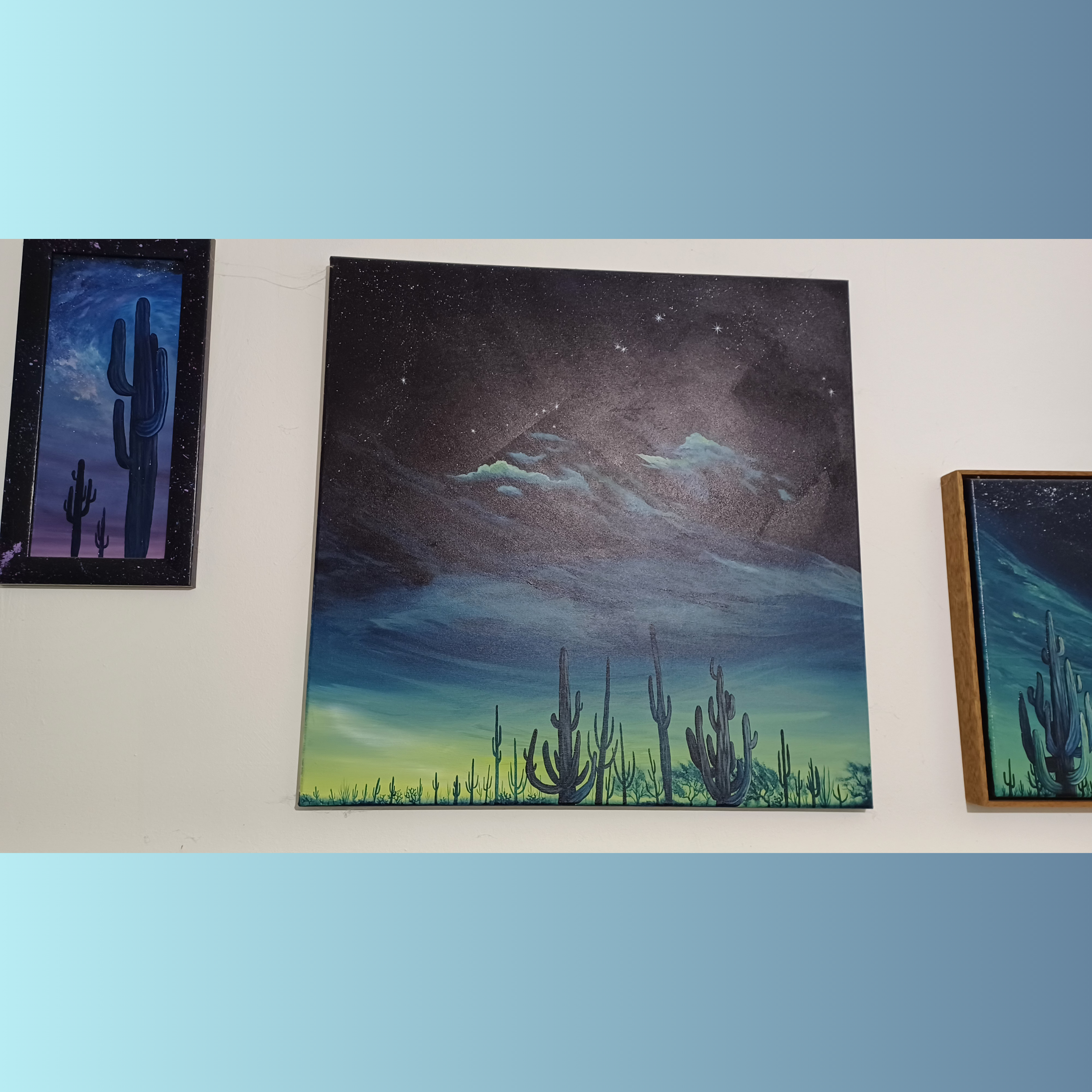 estrellas on wall.png