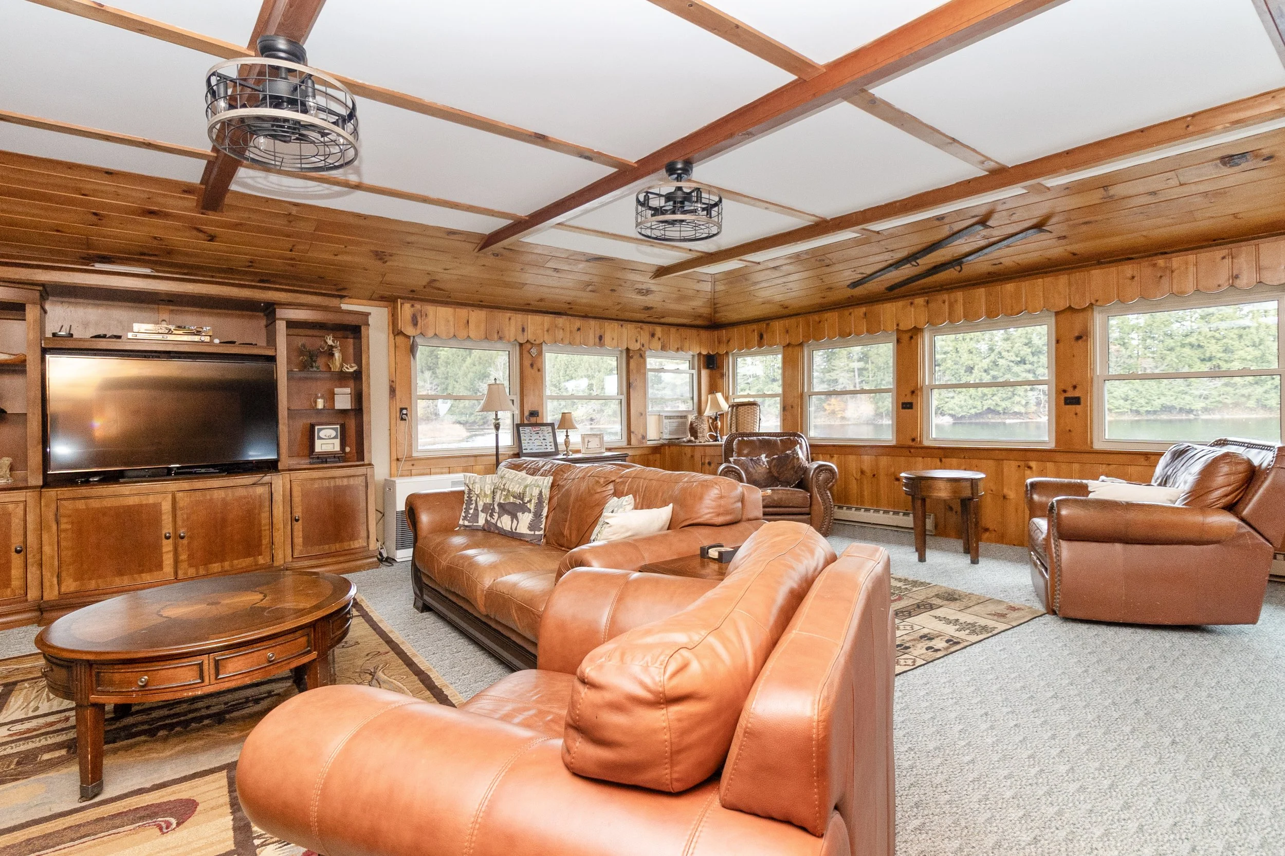 Lake house living room.jpg