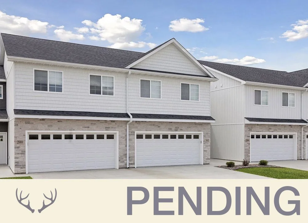 642-PENDING.jpg