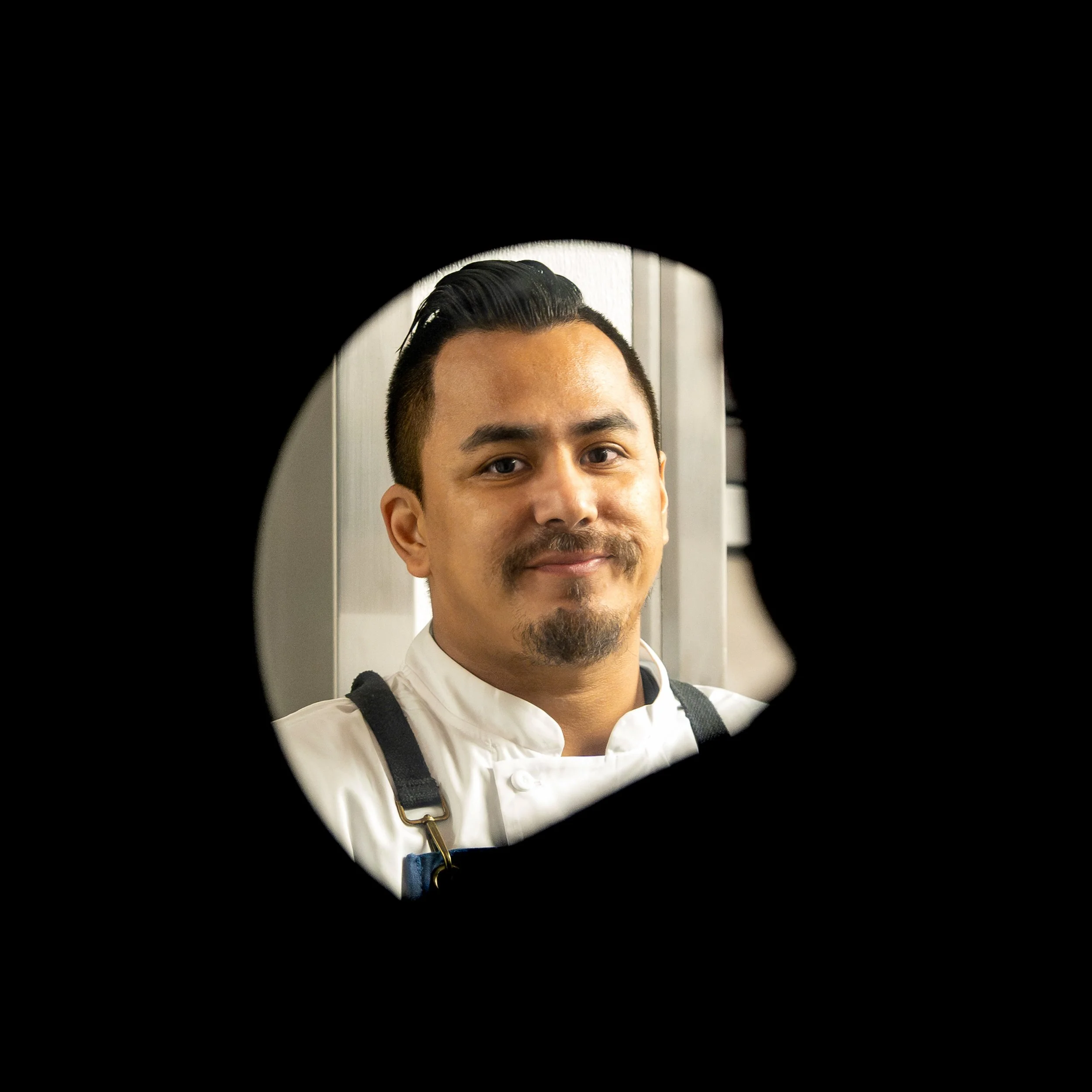 Louis Circle 1X1.jpg