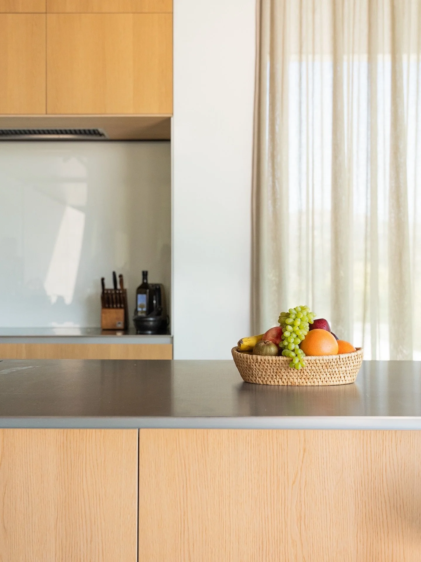 Fully equipped kitchen to make sure you can cook yourself some good meals during your stay. Or obviously go you out eat in the best Greek restaurants in town! Not sure where to go eat? We&rsquo;ll make sure to share our favourite spots when you arriv