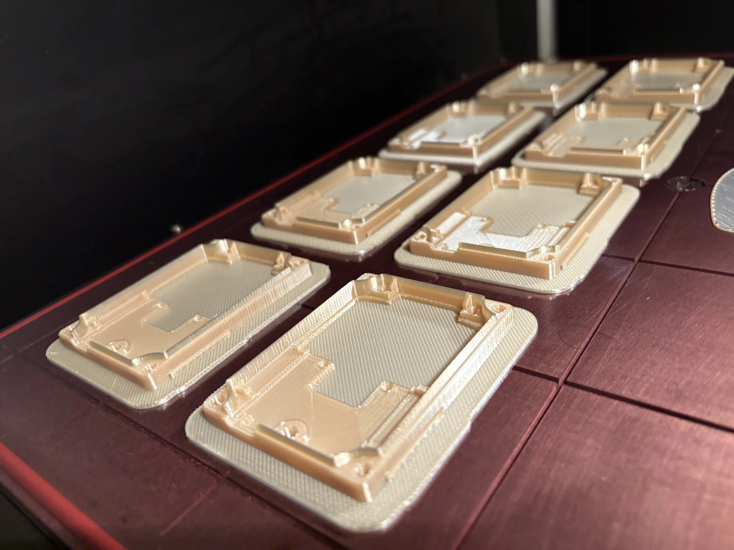 ultem 9085 parts printing on fortus production system during batch manufacturing