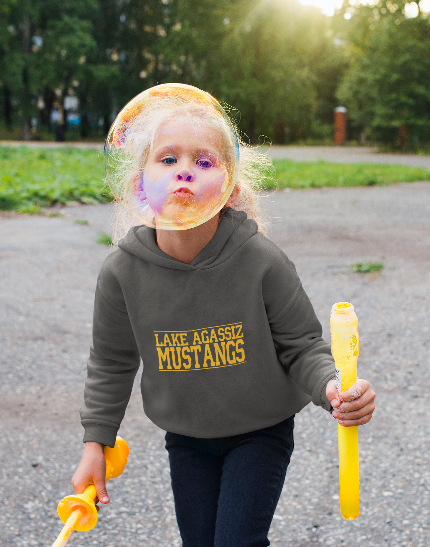hoodie-mockup-of-a-little-girl-playing-with-bubbles-45262-r-el2.png