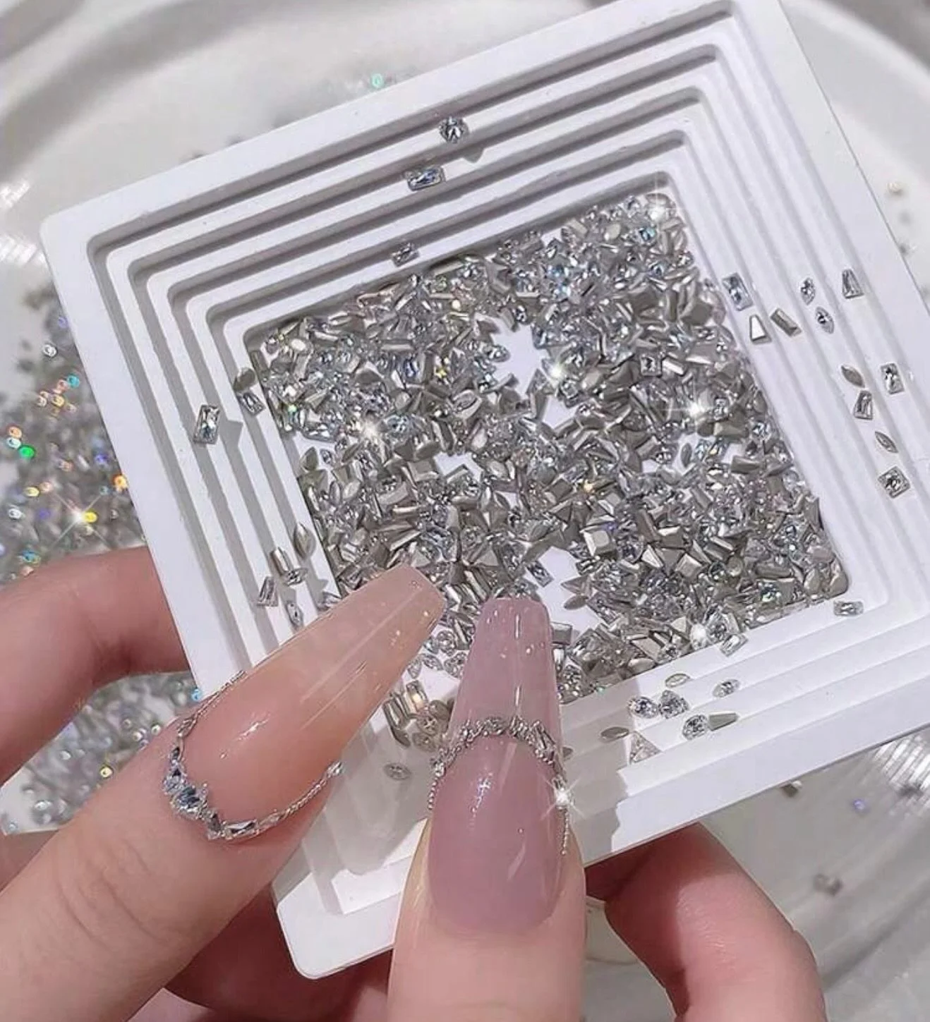 Sparkling Nail Art
$4.00

#nailstore#nailshop#gelshop#naildesign#manicuresupplies#nailshopatl#georgianails#productforsalon#lunamoon#darkbyrior#gamagel#shelly#staleks#lunamoonusa#darkbyriorusa#shellyusa#gamausa#гельлакисша#нарощуваннясша#матеріалидлям