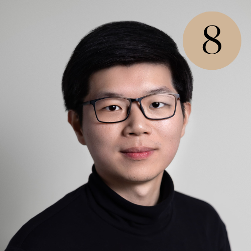 Headshot of pianist Shangru Du