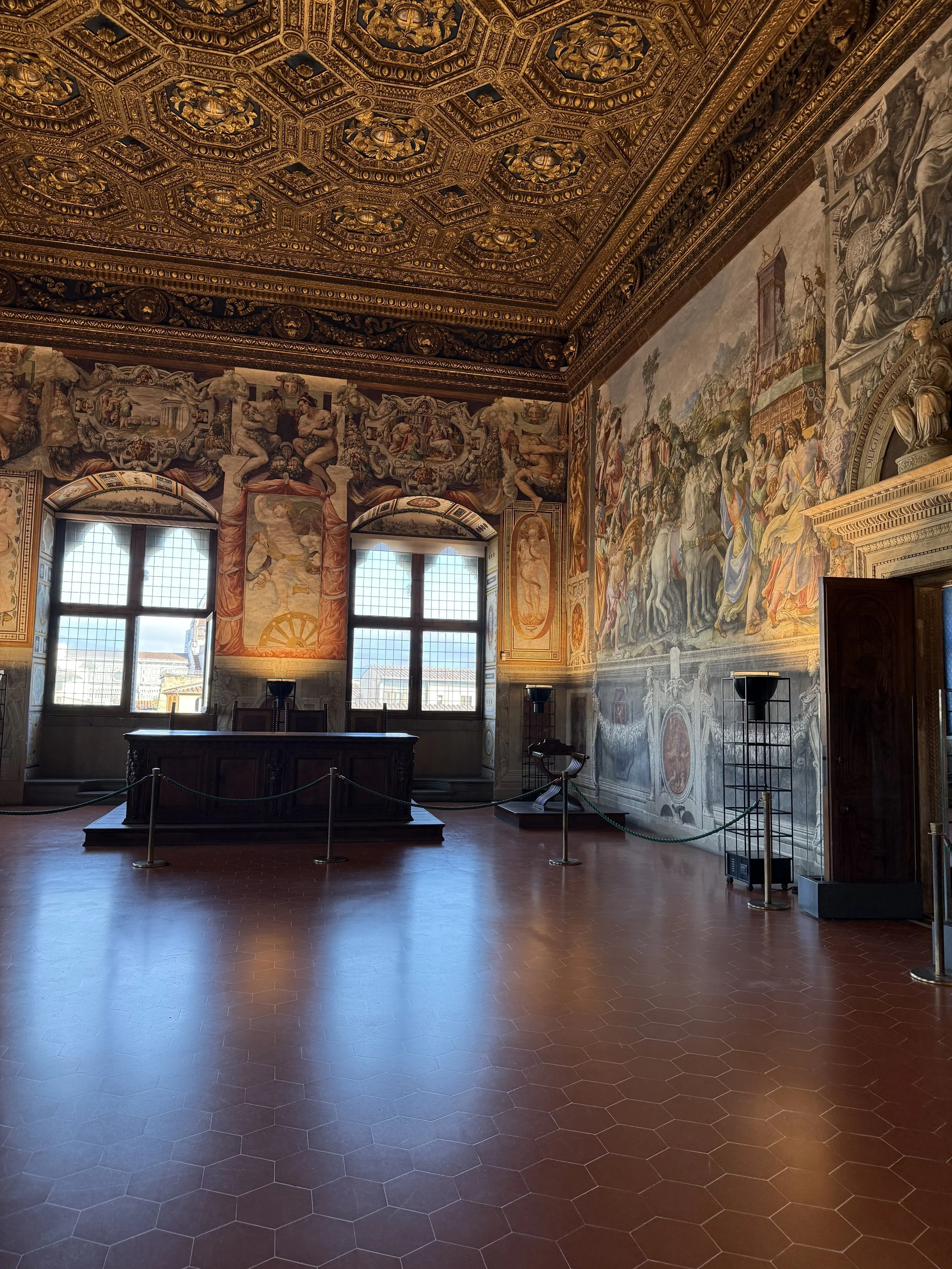 Palazzo Vecchio, Florence. The Sala dell'Udienza, with a gilded octagonal ceiling by Giuliano da Maiano from the 1470s and frescoes by Francesco Salviati from the 1540s.