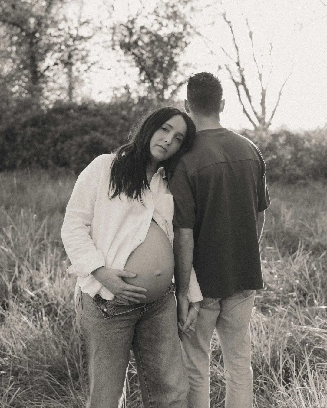 Leslie et Jordan m&rsquo;ont fait confiance pour immortaliser cette grossesse, merci &agrave; eux, je suis fan du r&eacute;sultat et vous ? 😍 
-
#photographe #photographegrossesse #photographegrossessebordeaux #photographebordeaux #photographeangoul