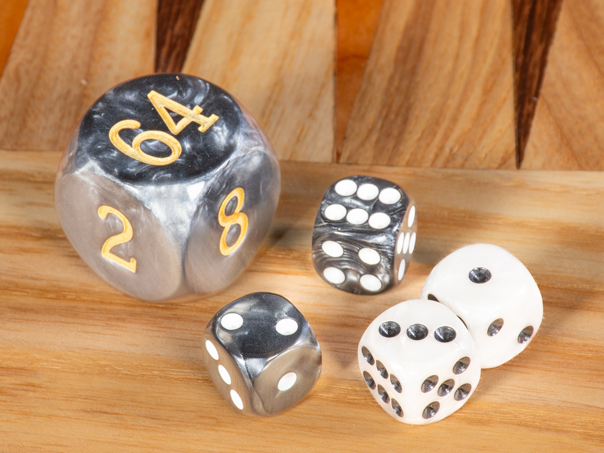 FOL TOL Backgammon Box-12.jpg