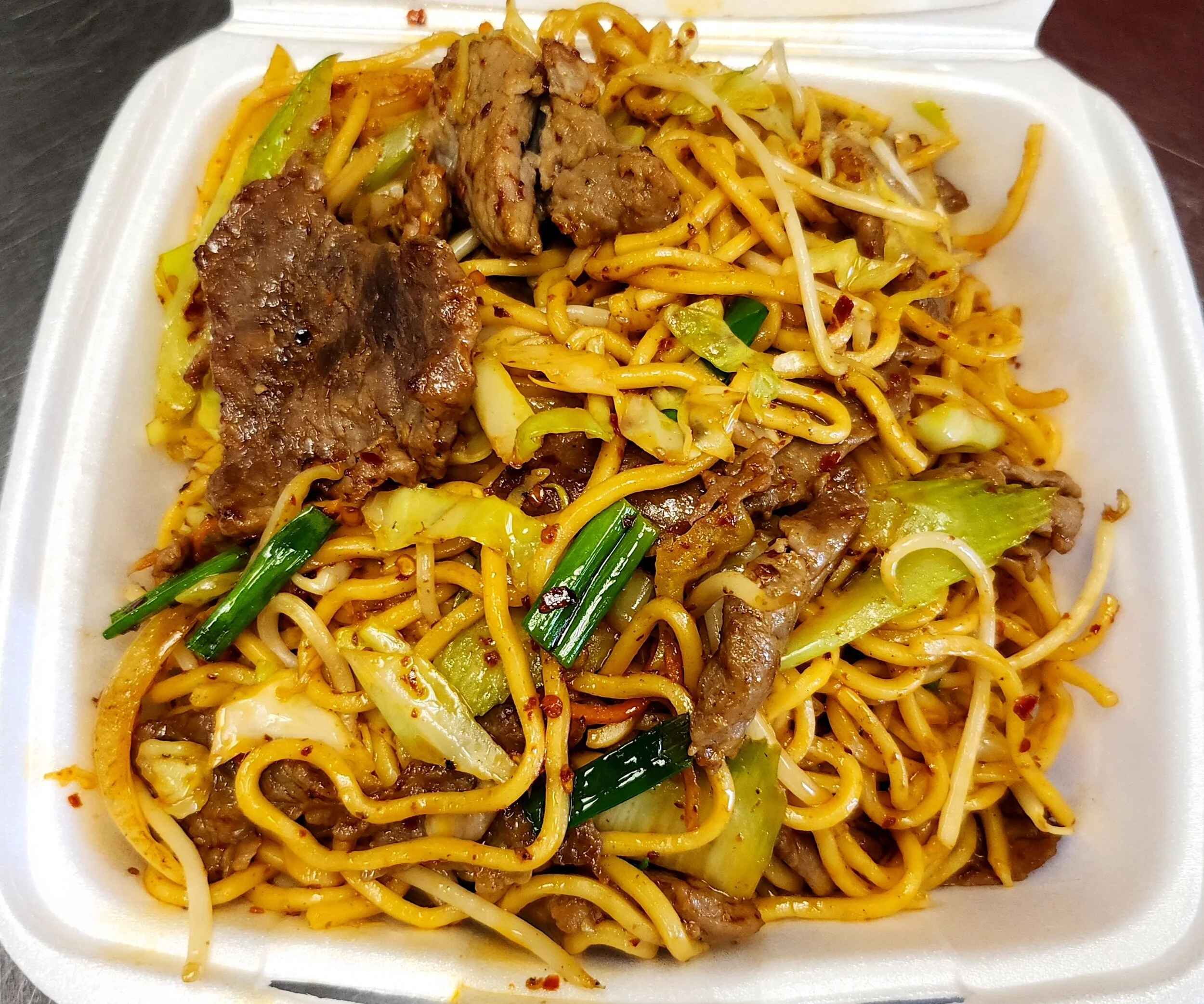 107 Szechuan Style Beef Lo Mein.jpg