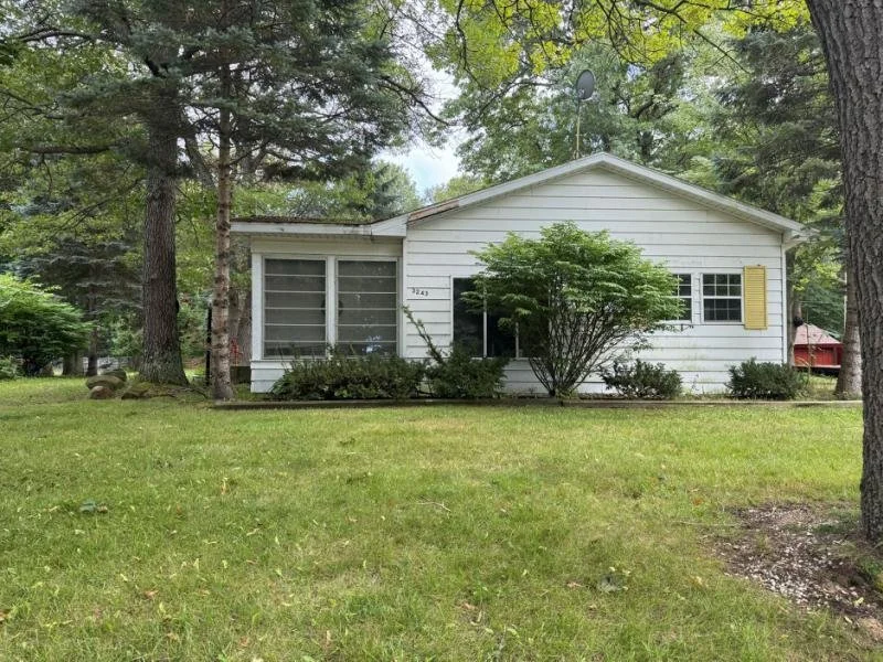 2 Bed, 1 Bath, Mobile Home on 2.52 Acres near Oak Beach