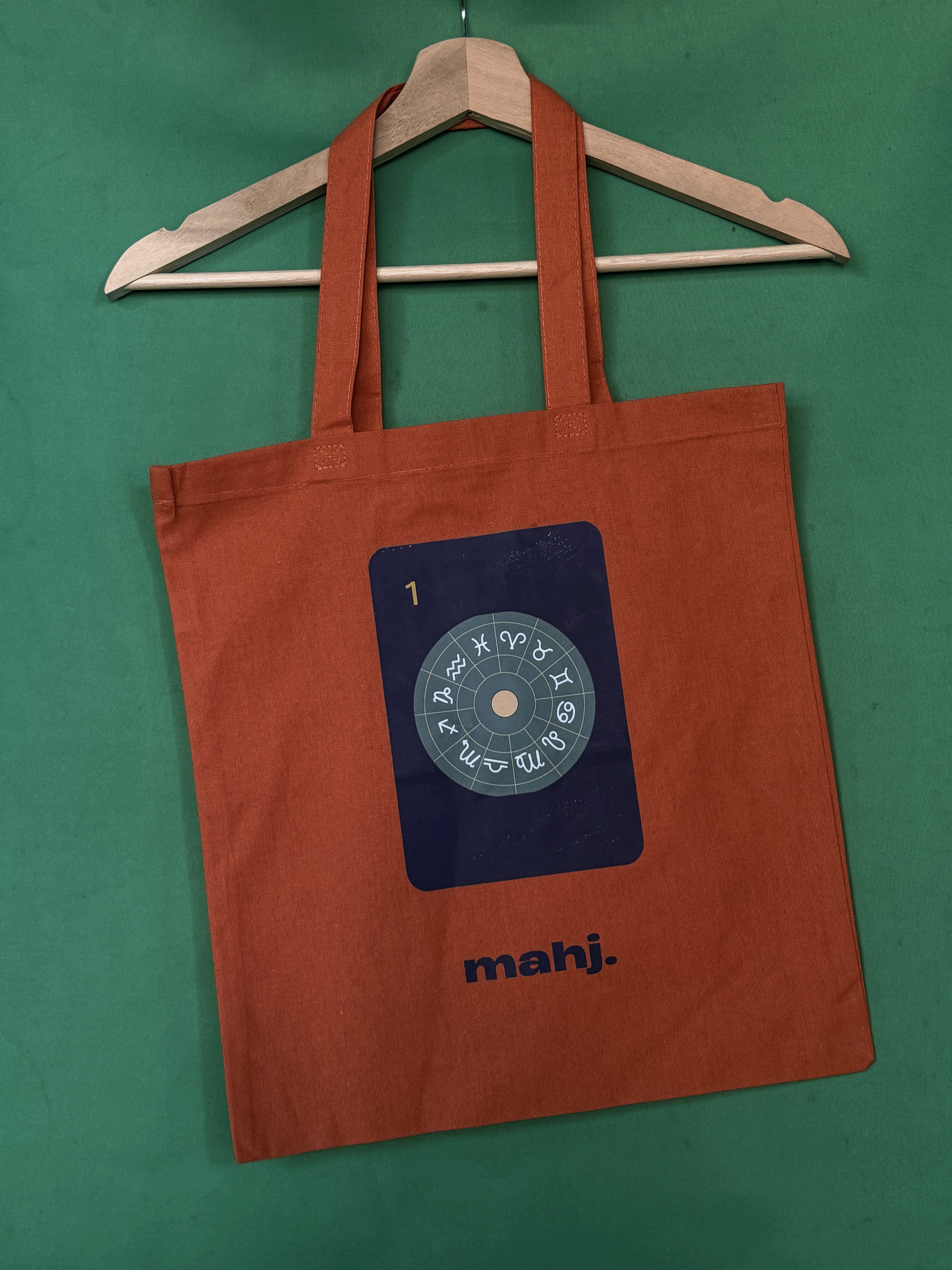 zodiac tote.png