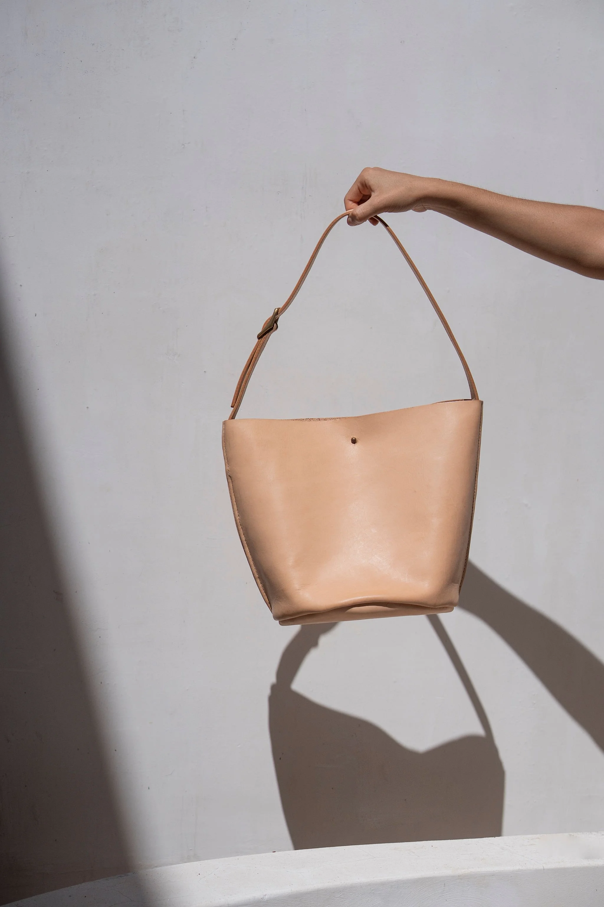 Raq Bucket bag