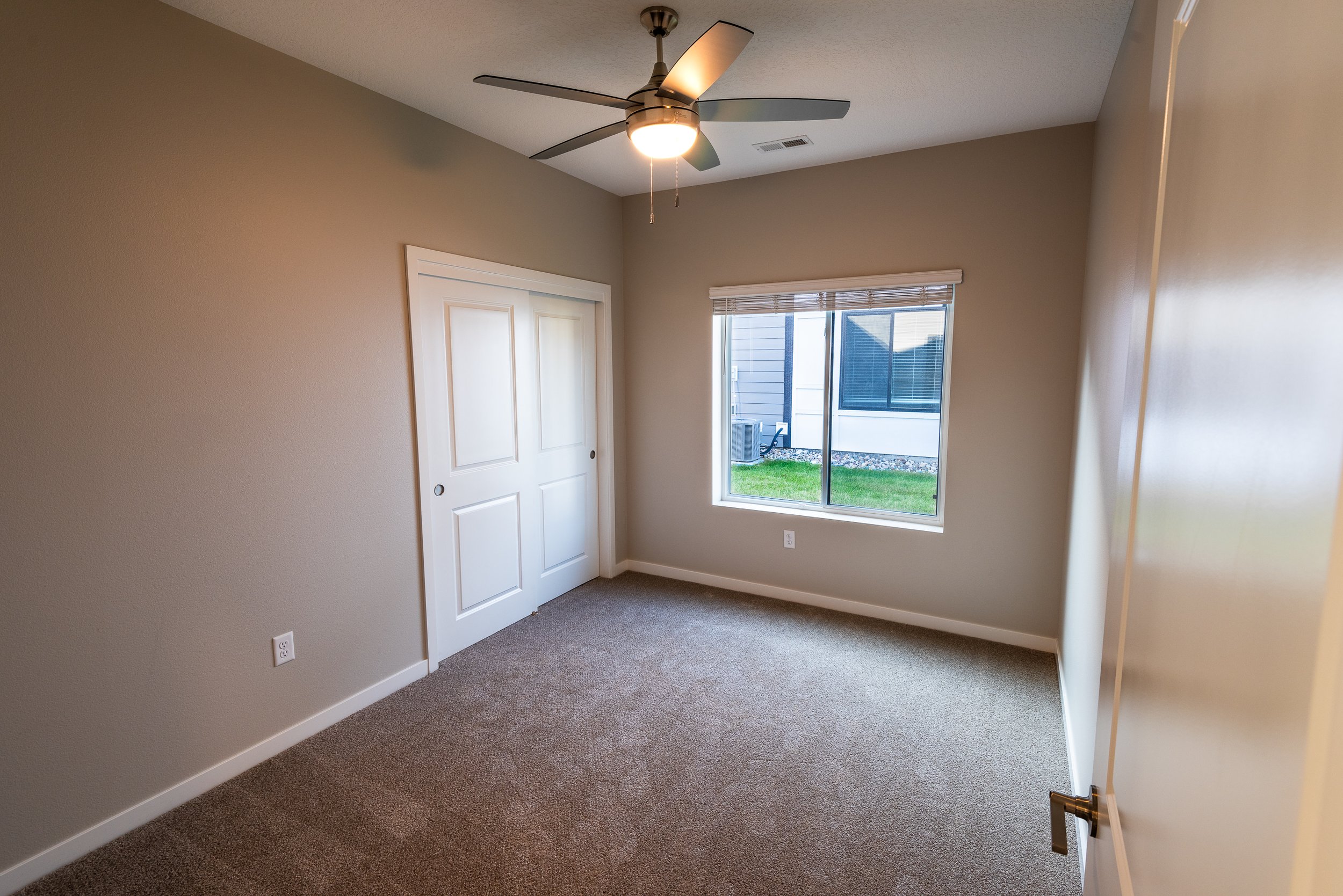 Rialto Townhomes - Lazio - Bedroom 2