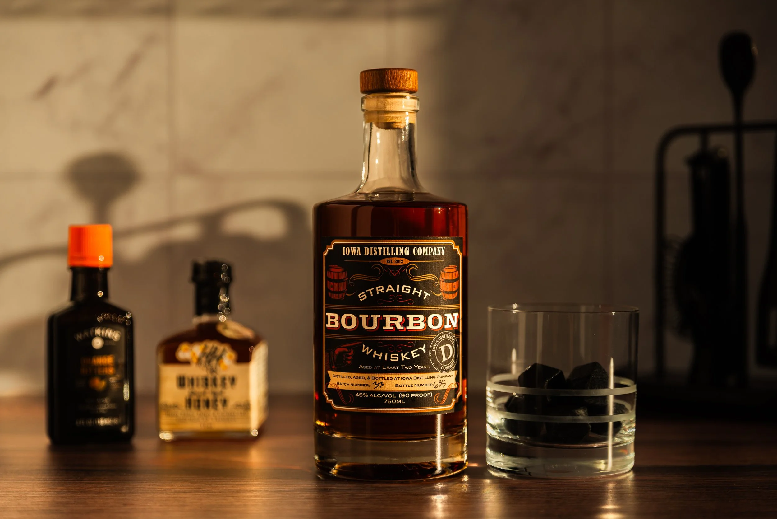 Iowa-Distilling-Bourbon-Whiskey-2.jpg