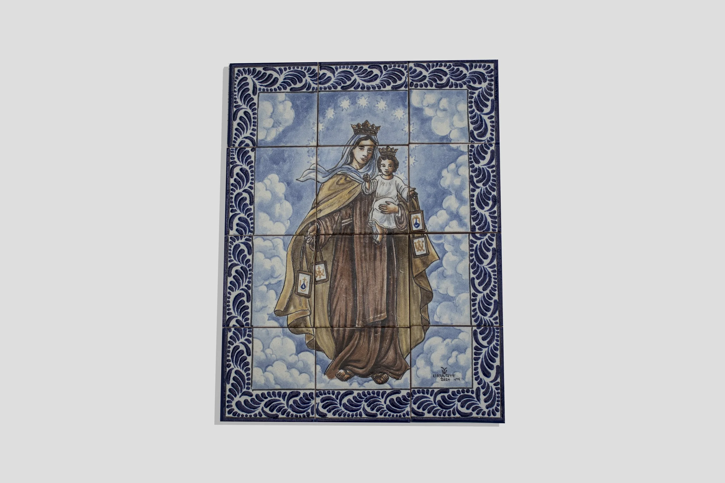 Mural en azulejos de la Virgen del Carmen