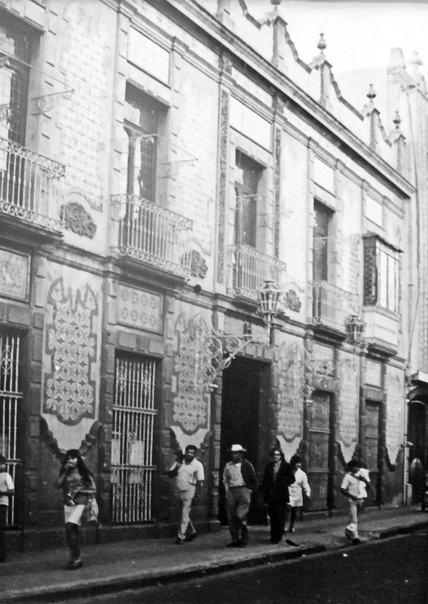 Fachada de la fábrica 1940.jpg
