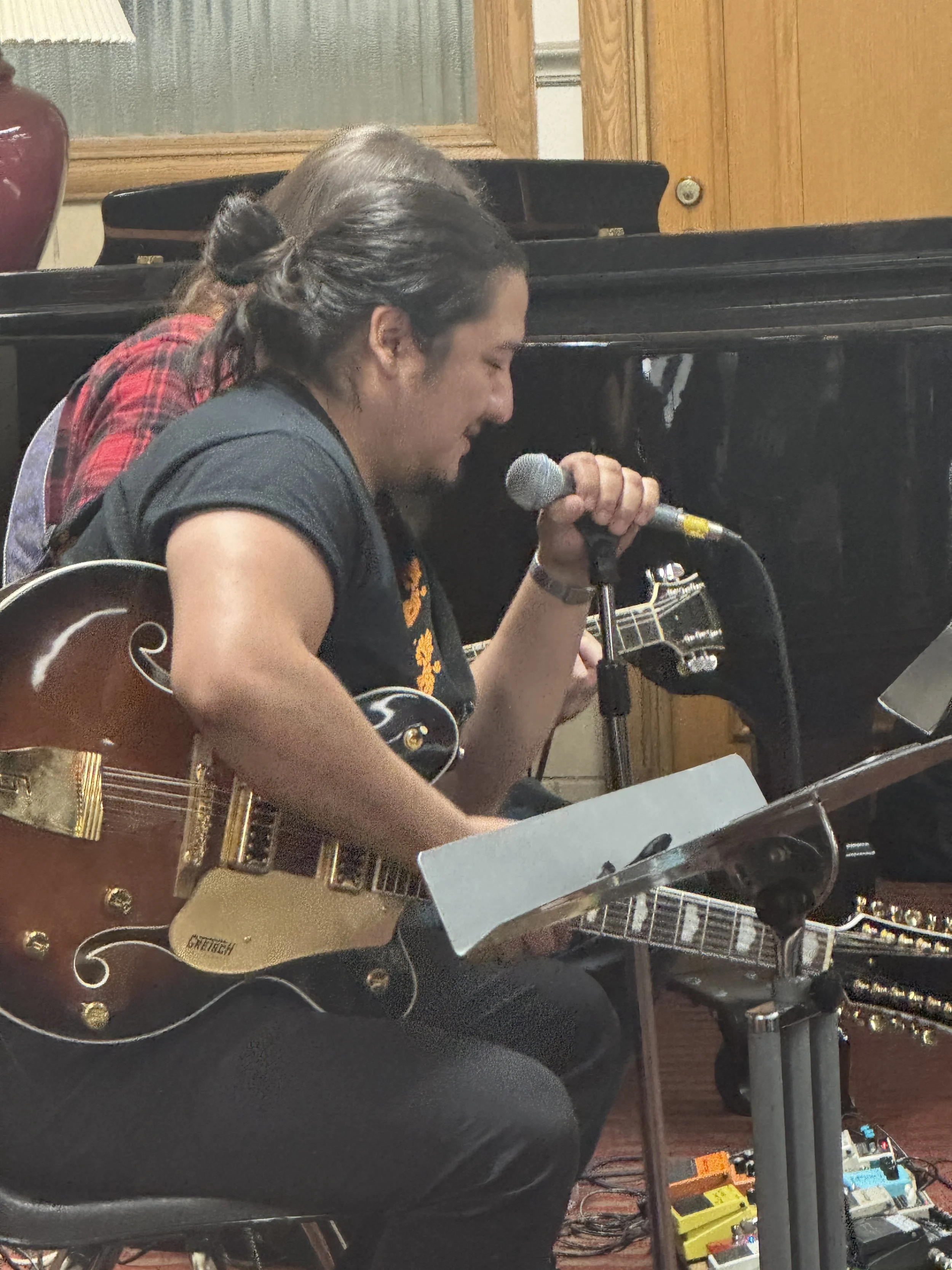 VioletHour with Ian and Jesus