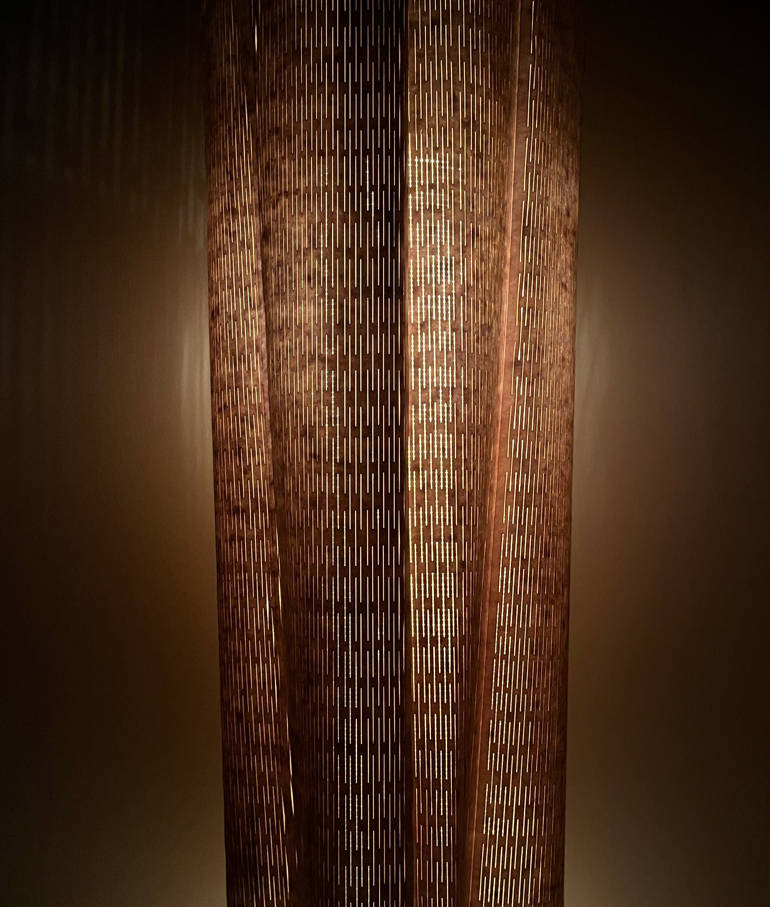 EnbomAnnie_LightSculpture_V4_8 copy.jpg