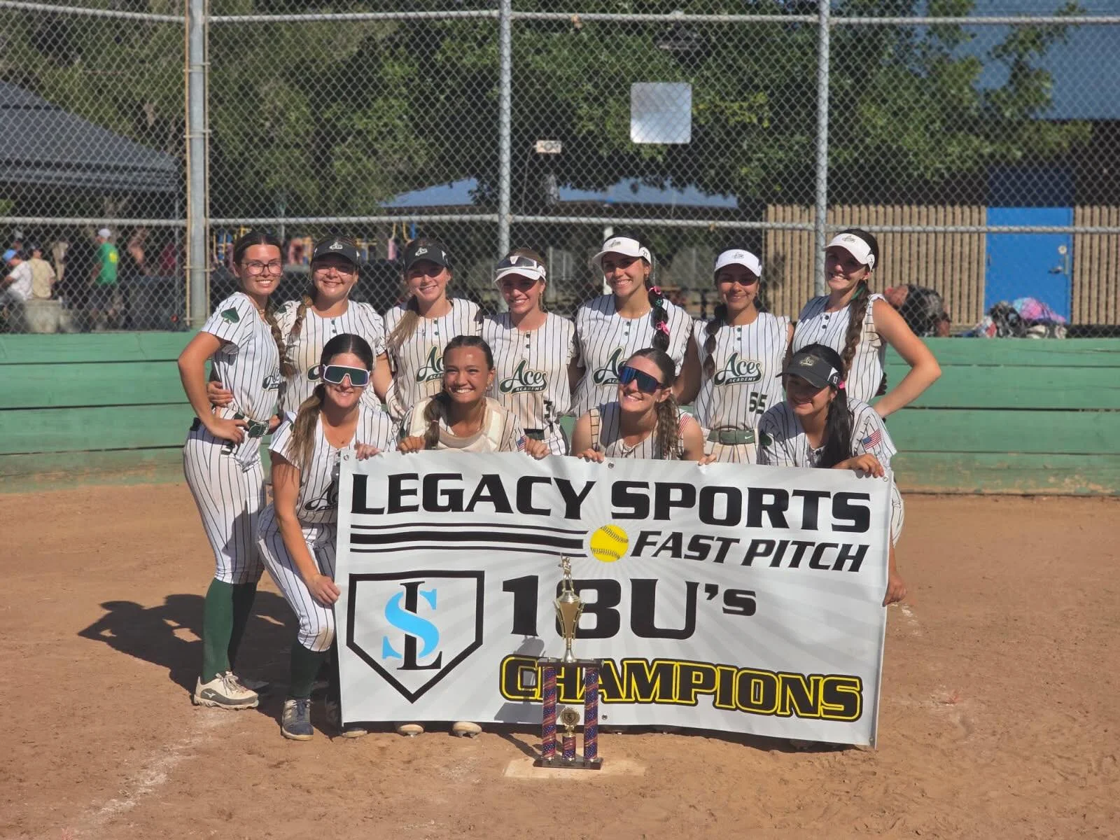 Congrats to ACES 18u for winning the @legacy_sports_fastpitch Memorial Day Classic this weekend! Way to kick off summer the right way! #acesup&spades;️ #champions #softballlife