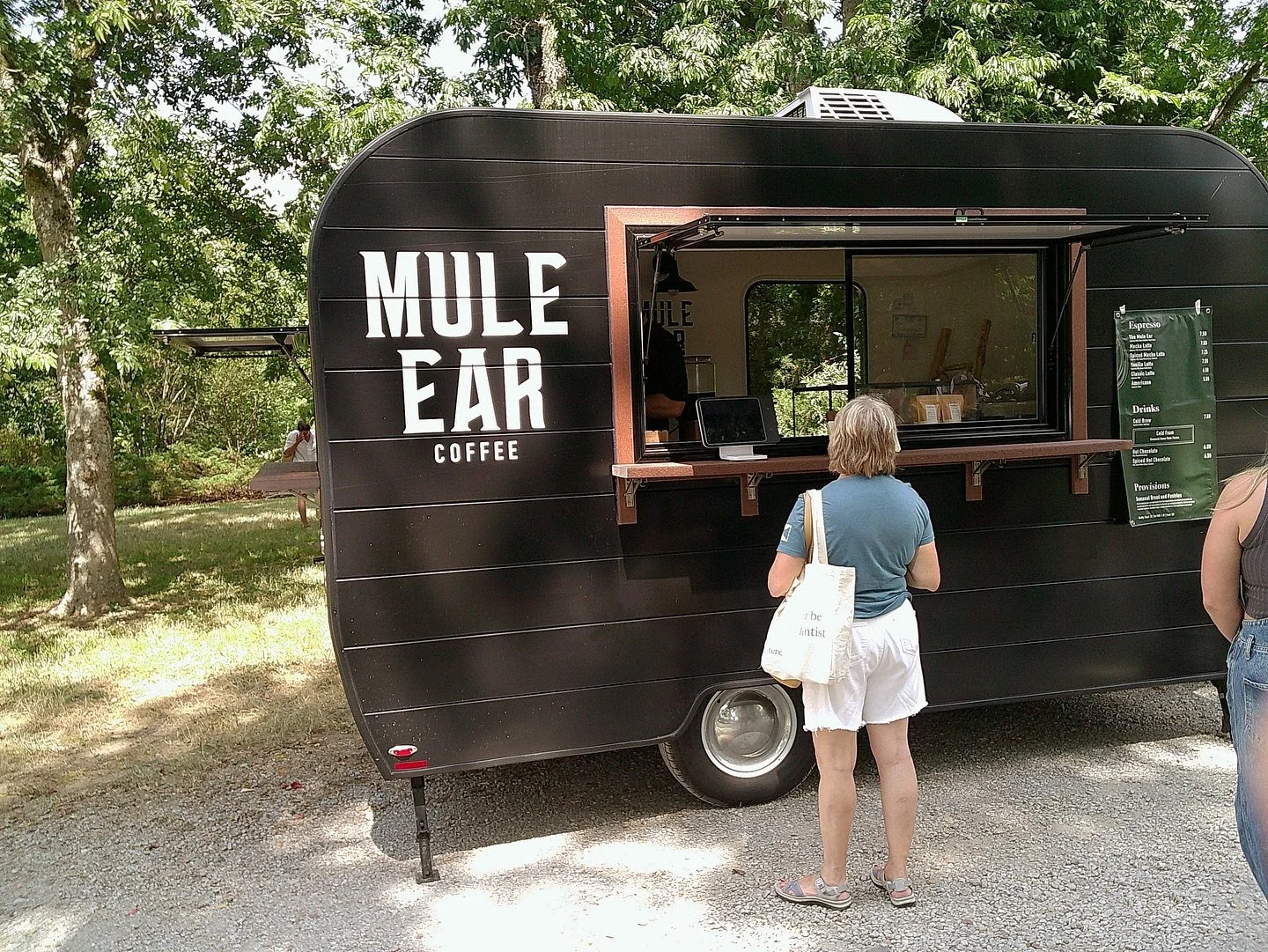 Can&rsquo;t wait to see y&rsquo;all tomorrow! You guys killed the photos last week - don&rsquo;t forget to grab our new addition to the trailer when you stop by and snap a couple photos! Thanks @campsnapcamera 📸