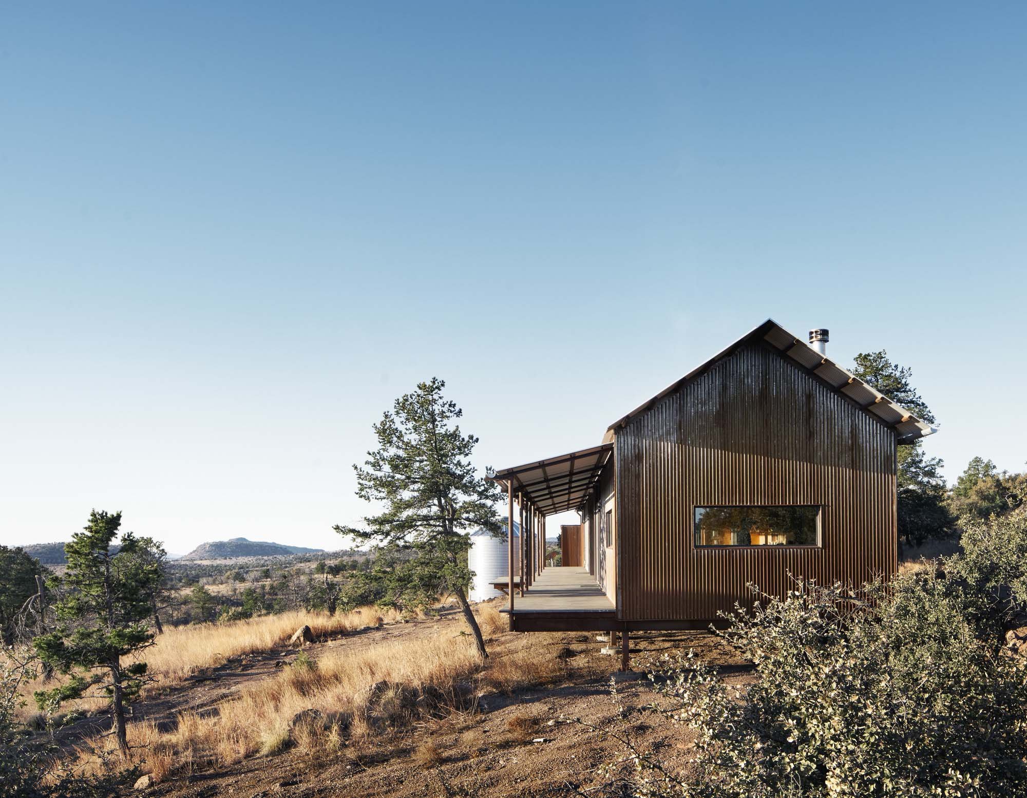 Prow - Off The Grid Porch House