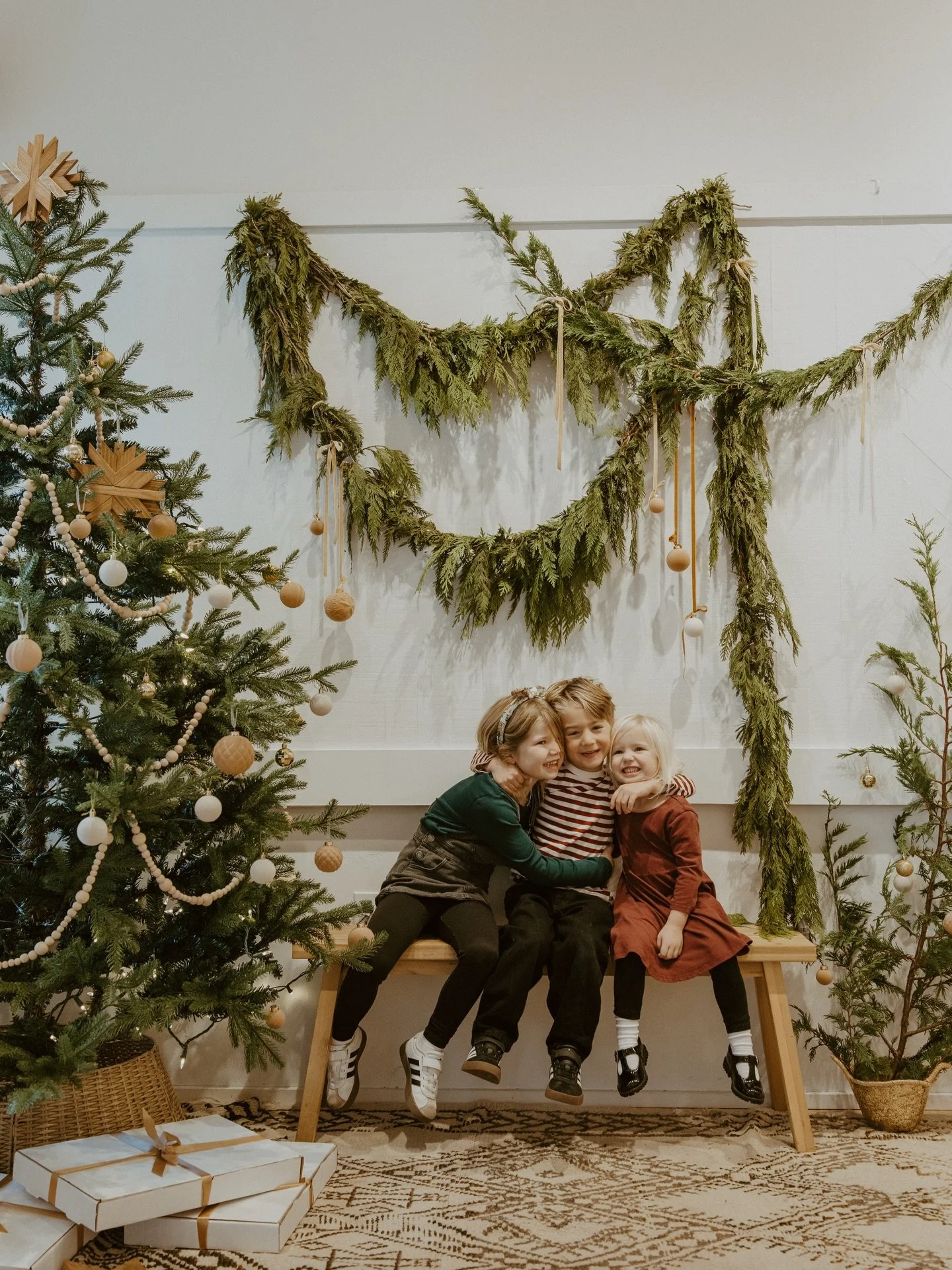 There&rsquo;s something about the holidays that makes everything feel softer &mdash; the light, the pace, the way families tuck in a little closer. That&rsquo;s exactly what we built our Holiday Minis around this year at Sunlight.

With a simple holi