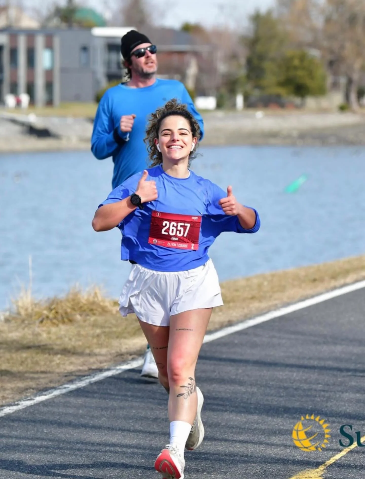 Demi de Saint-Jean 💥 

Farah continue de progresser et &ccedil;a para&icirc;t 👏 
Un magnifique 1:49 au demi-marathon, soit une am&eacute;lioration de 3 minutes&hellip; et une entr&eacute;e bien m&eacute;rit&eacute;e dans le club sub 1:50 🔥 

Une s