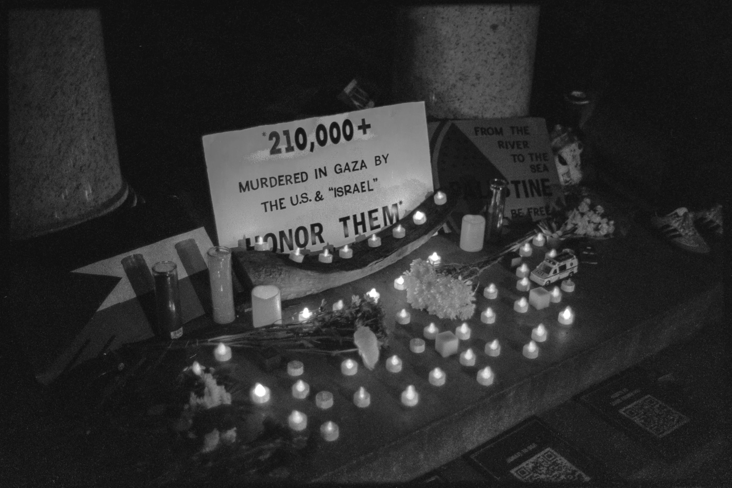 Vigil for healthcare workers in Grand Army Plaza - 11/16/2024