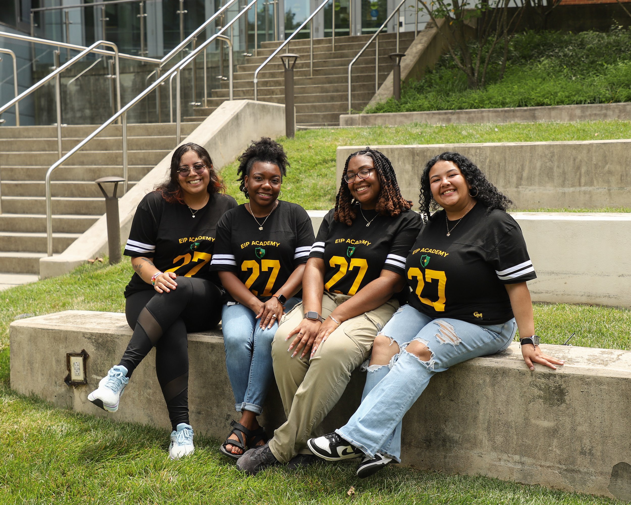 DeRoseCourtney-EIPSummerSeniorFun-33.jpg