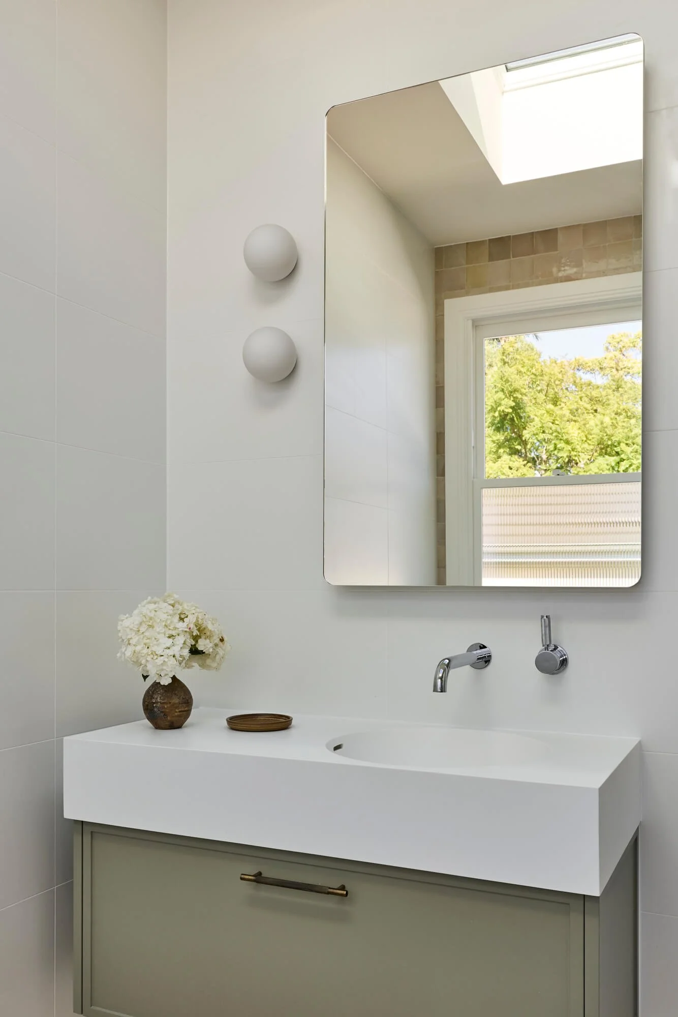 gable-house-seaforth-bathroom-renovation-vanity.jpg