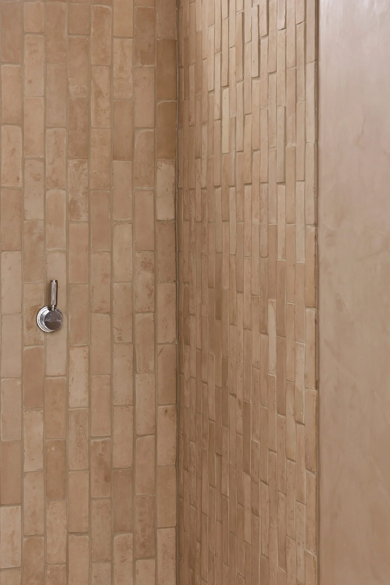 gable-house-seaforth-renovation-shower-tiles.jpg