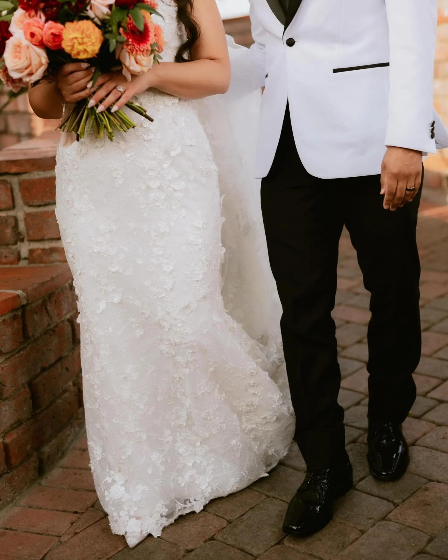 the higgins and all their love 

photo @betherephoto 
video @shoreandwave 
planning @magnoliasagefloralevents 
hmua @bridalbyfelis 
florals @magnoliasagefloralevents 
reception @eladobedecapistrano 
dj @djlibra_