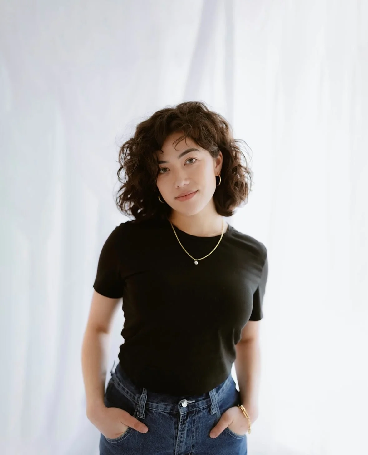 it&rsquo;s a new year on a new coast, so it&rsquo;s probably about time to say hello again

i&rsquo;m dani! wedding photog living in rhode island but always in nyc, specializing in vibrant imagery with a heavy emphasis on candid joy. at the root of i