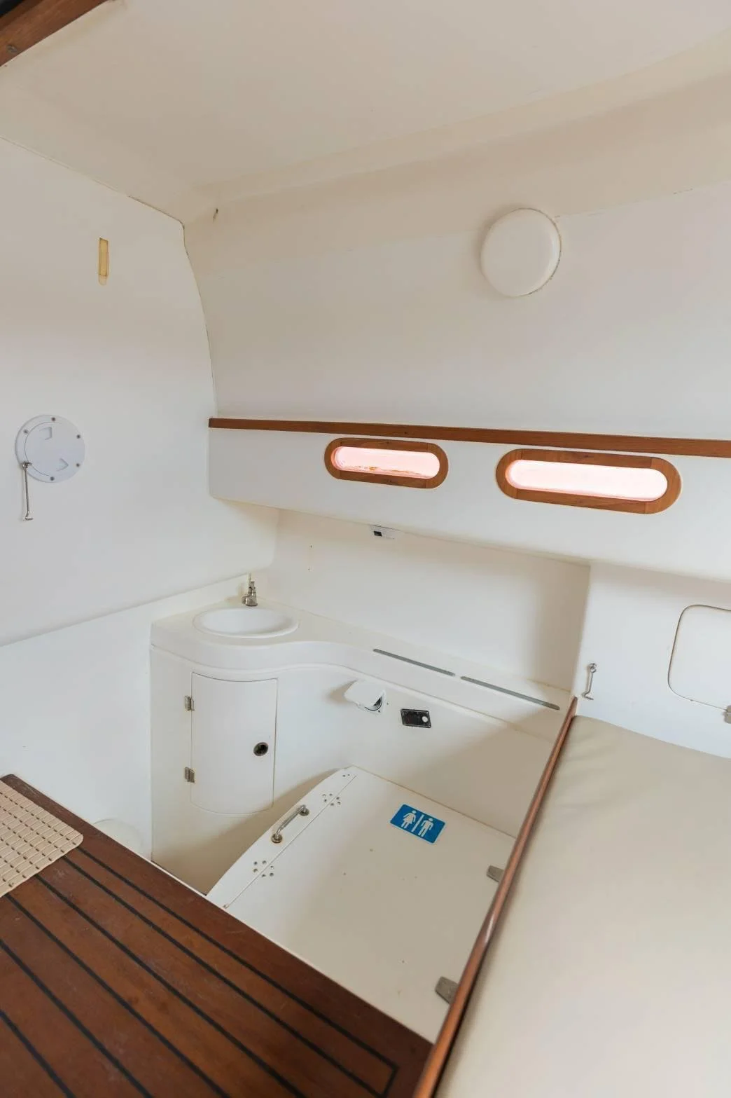 PHOTO-2025-10-16-13-48-02 2.jpg