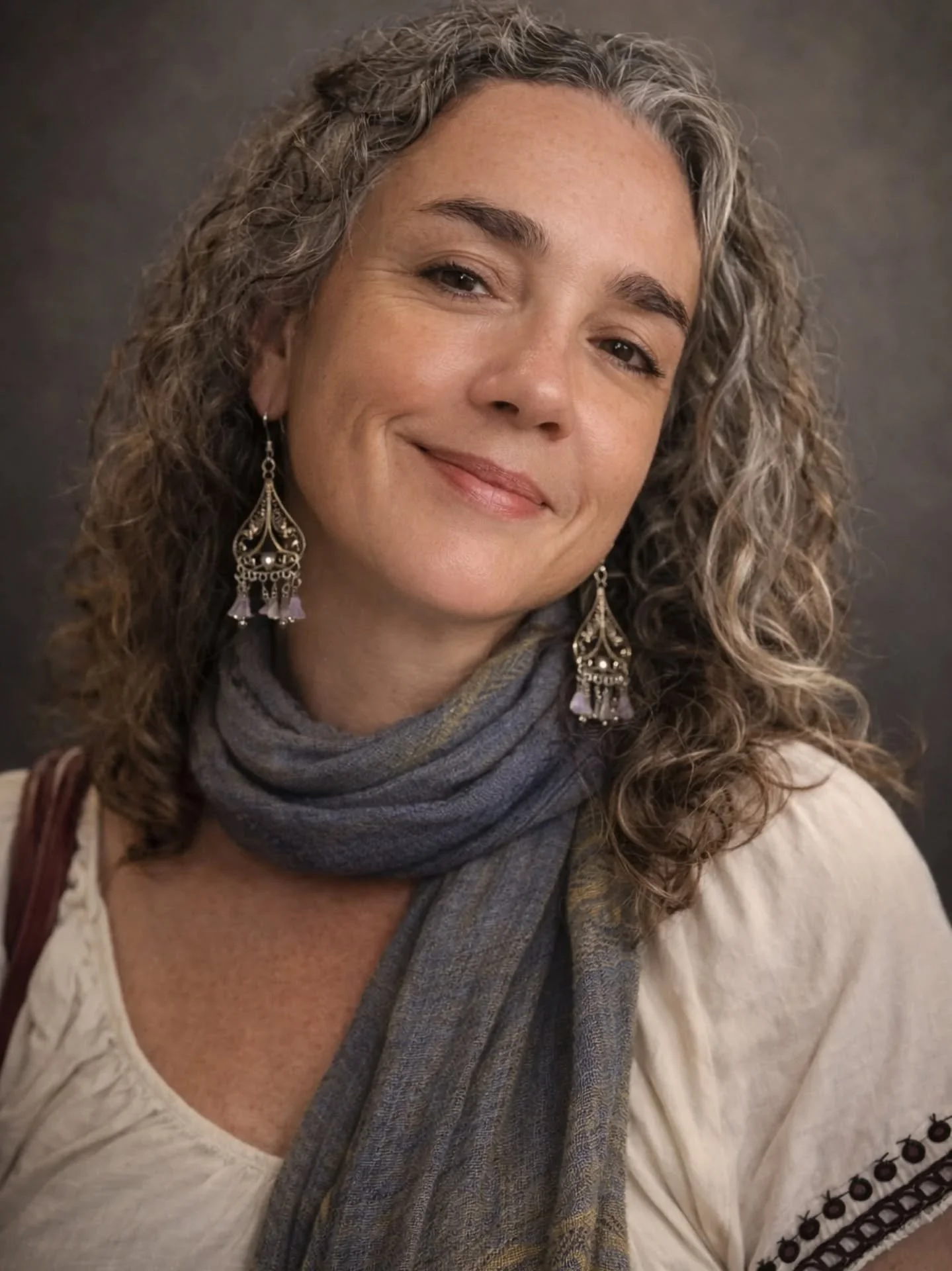 Hi 👋 I'm Alex Norman

Discovering Nonviolent Communication (NVC) in 2012 was a revelation. It put words to truths I had always felt in my heart but had struggled to articulate due to years of conditioning. 

Learning this language of love enabled me