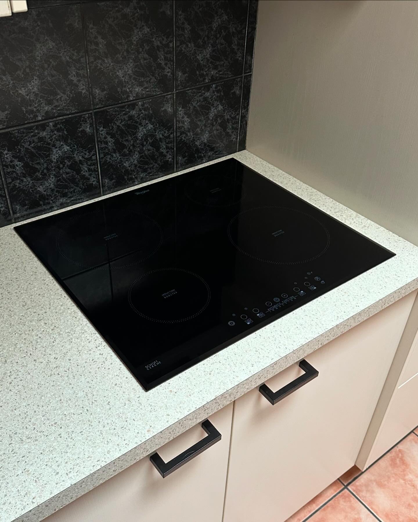 If you are looking for a new hot plate or oven, we are happy to help