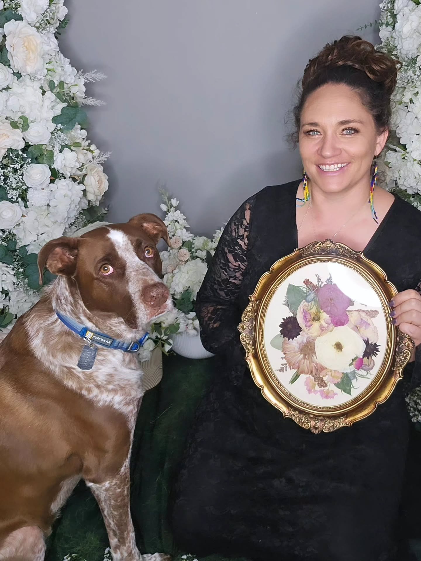 Meet the Team: MacGruber

Official Flower Smeller, Head of Quailty Control, Chief of Distractions, and Doggy Doorbell. MacGruber is an essential part of the company and we are lucky to have this little cutie. 

#bouquetpreservation #floralpreservatio