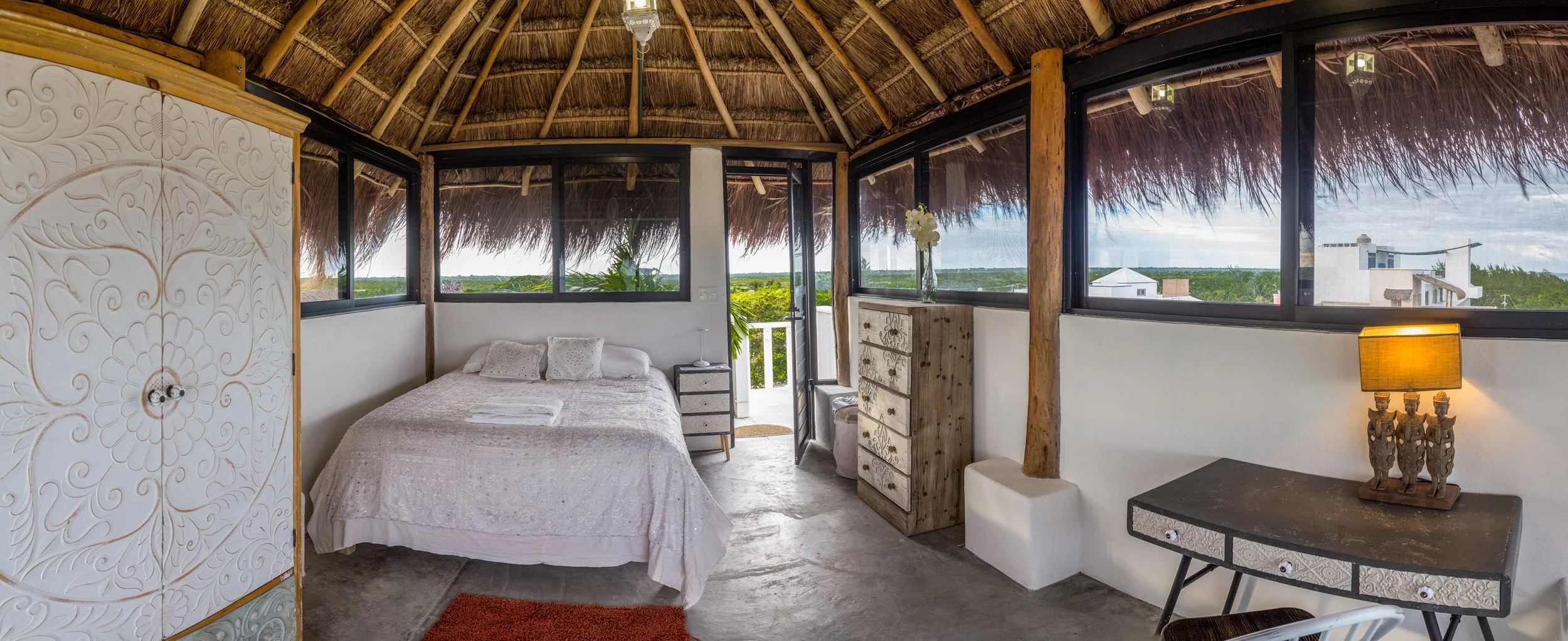 Sea view room (1).jpg