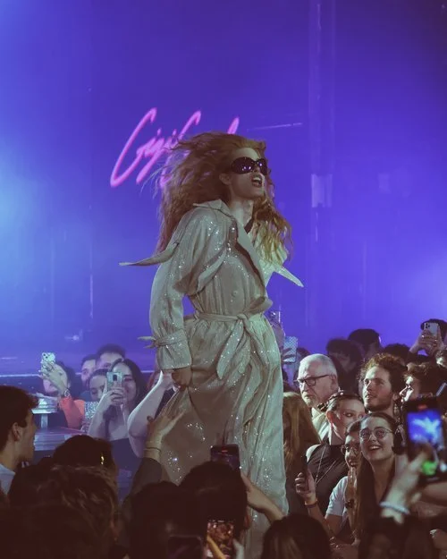 The Evolution of Drag Fashion: From Underground Scenes to Mainstream Glamour