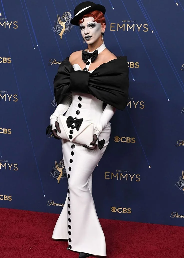 Emmy Awards, ma come si sono vestiti? Gli outfit peggiori di sempre.jpg