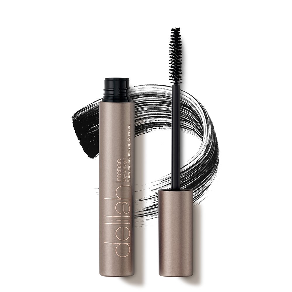 Intense_Day_to_Night_Buildable_Volumising_Mascara_Black_Open.jpg