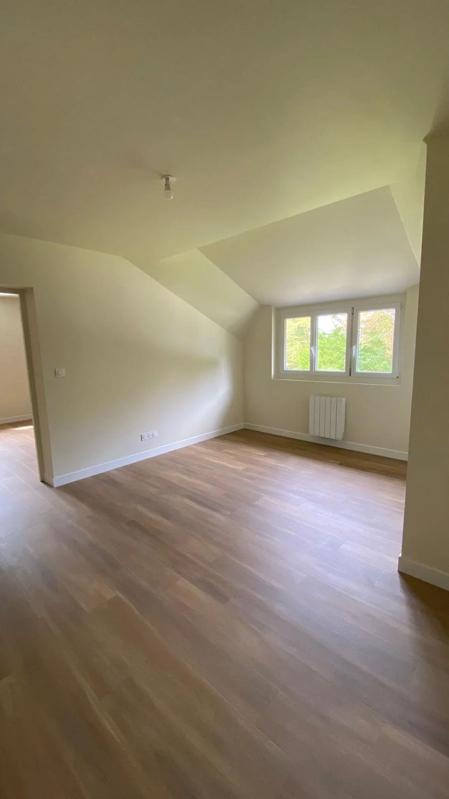 WhatsApp Image 2026-03-19 at 22.09.00 (7).jpeg