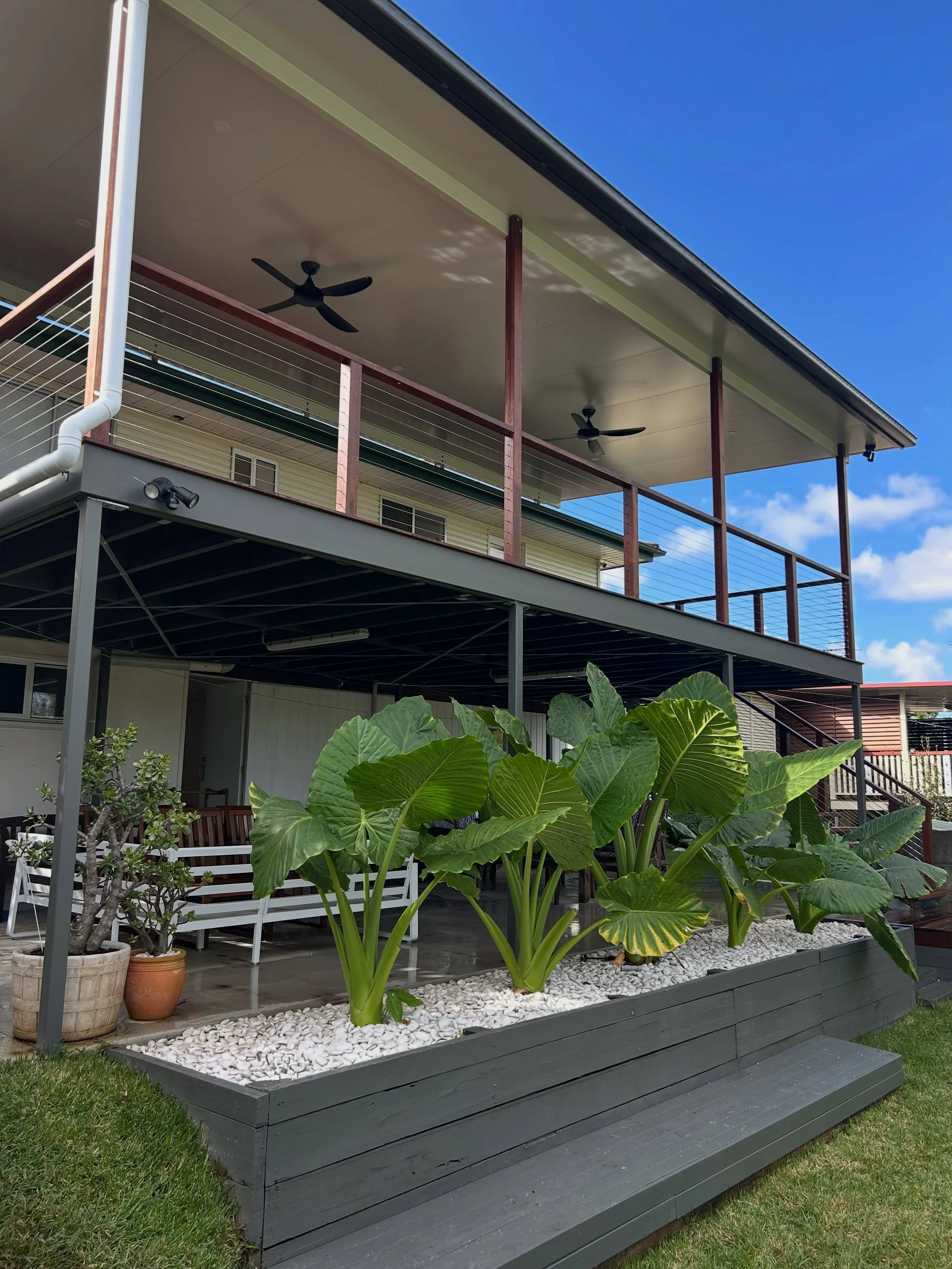 New insulated panel roof installed last week, perfect timing for this rainy Brisbane weather lately 🌧️☀️ The extra cover makes this freshly oiled deck ready for entertaining in any season.

#DeckRenovation #InsulatedRoofPanel #OutdoorLiving #brisban
